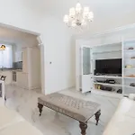 Charming In Appartement