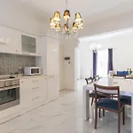 Charming In Appartement *