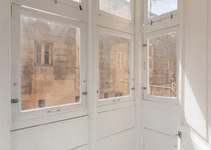 Charming In * Valletta