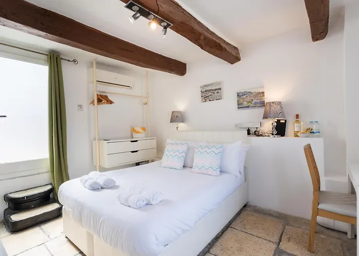 Charming In Apartamento *